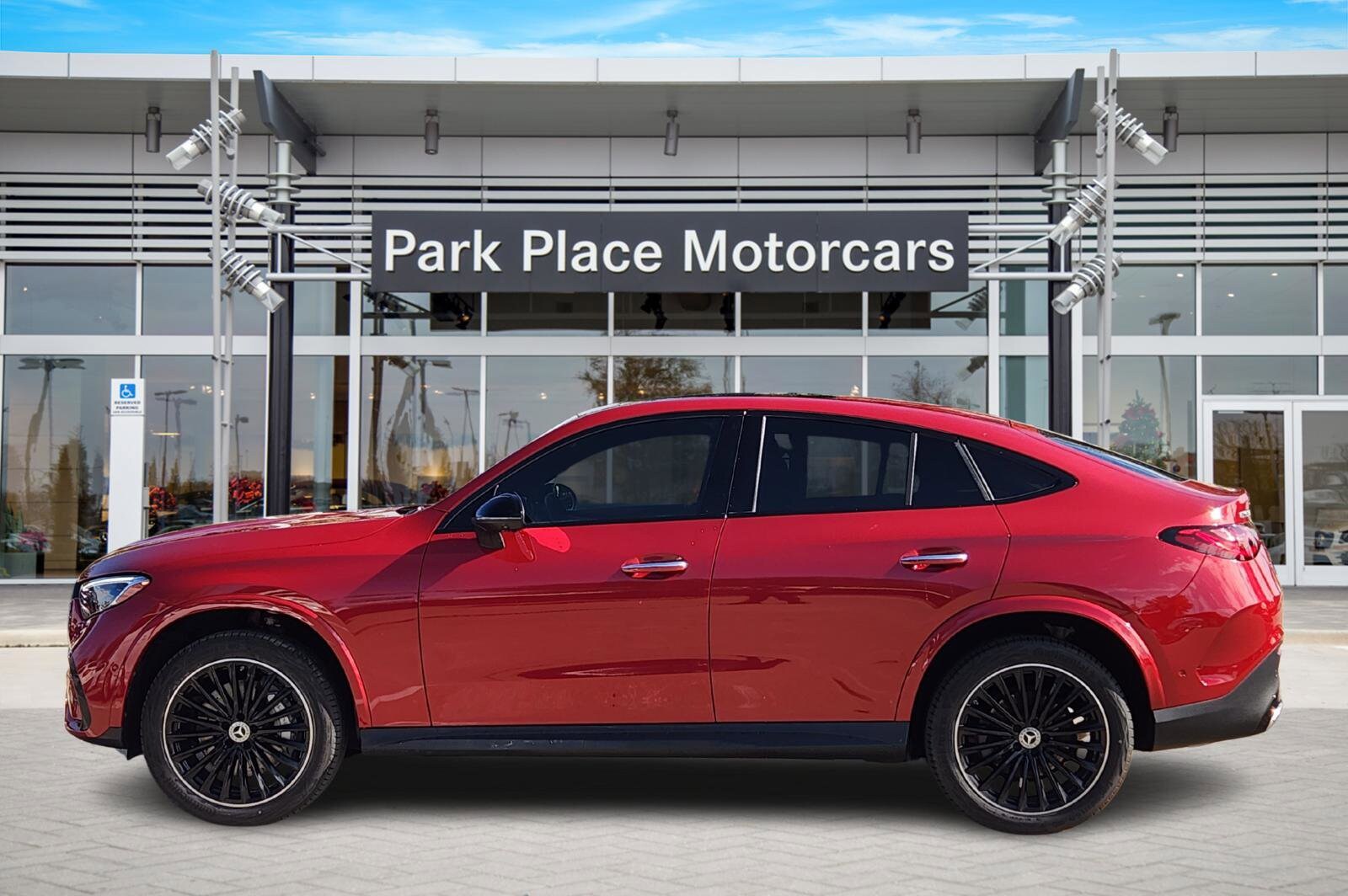 2024 Mercedes Benz GLC 300 Coupe photo 3