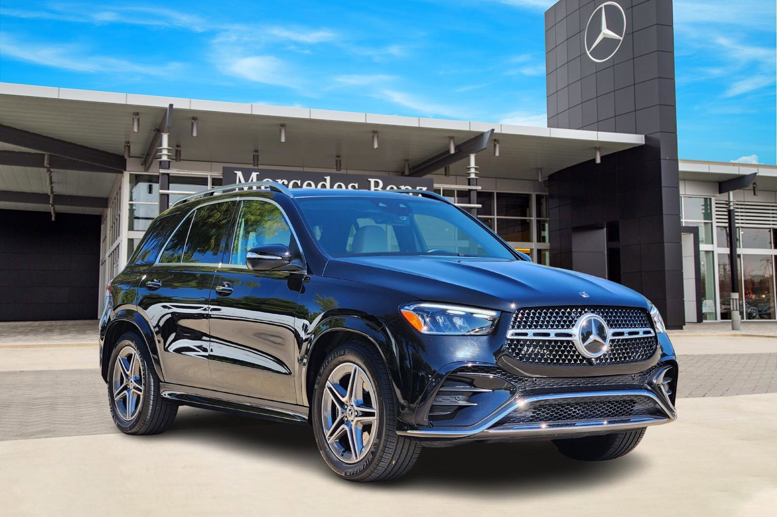 2025 Mercedes Benz GLE 450 4MATIC photo 2