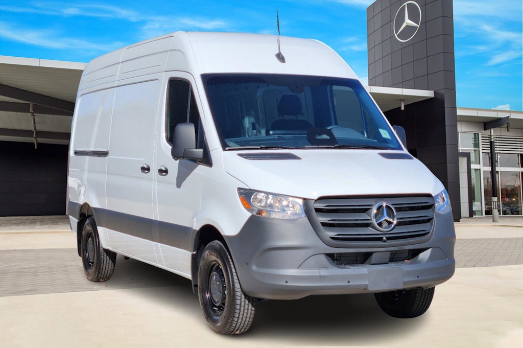 New 2025 Mercedes-Benz Sprinter 2500 Standard Roof 4-Cyl Diesel Van Cargo Van