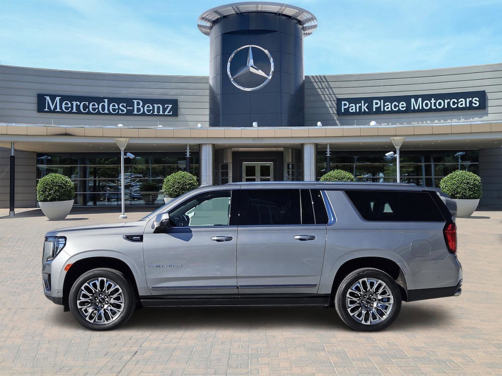 Used 2023 GMC Yukon XL Denali Ultimate SUV