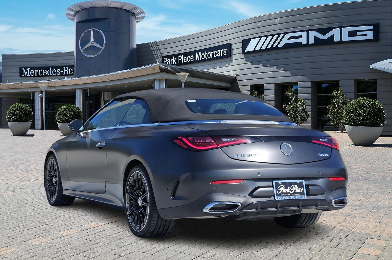 2025 Mercedes Benz CLE 300 4MATIC photo 4