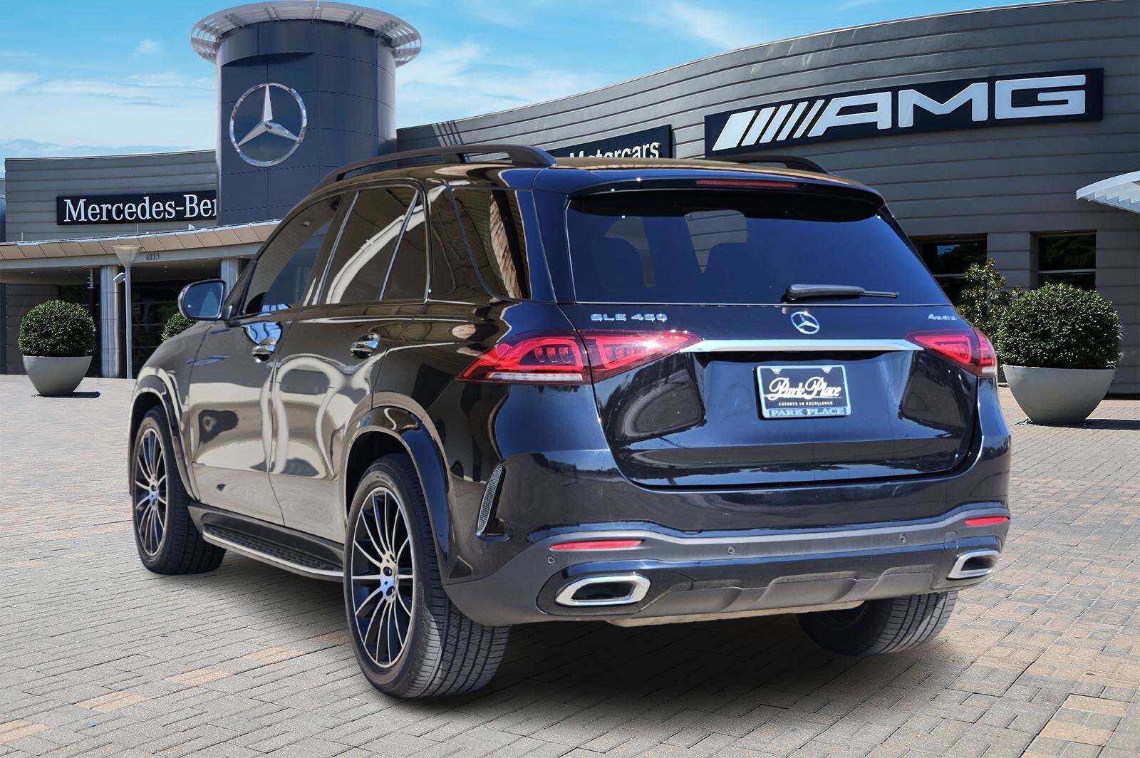 2023 Mercedes Benz GLE 450 4MATIC photo 4
