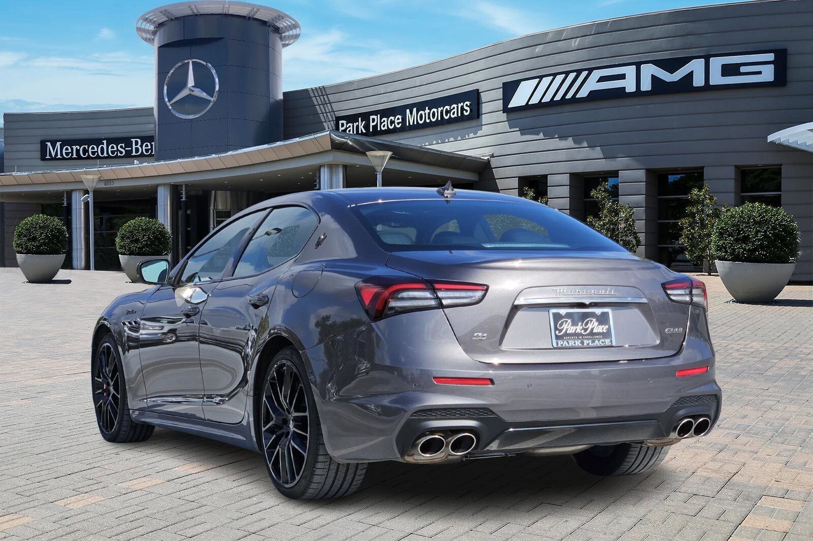 2024 Maserati Ghibli Modena photo 3