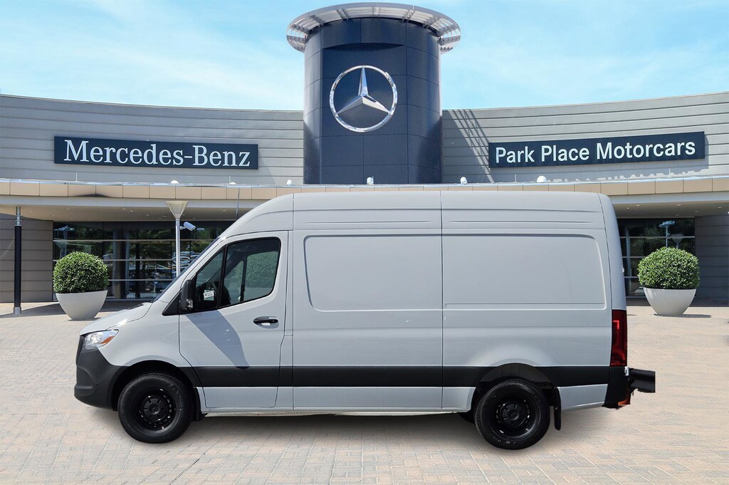 New 2025 Mercedes-Benz Sprinter 2500 Standard Roof 4-Cyl Diesel HO Van Cargo Van