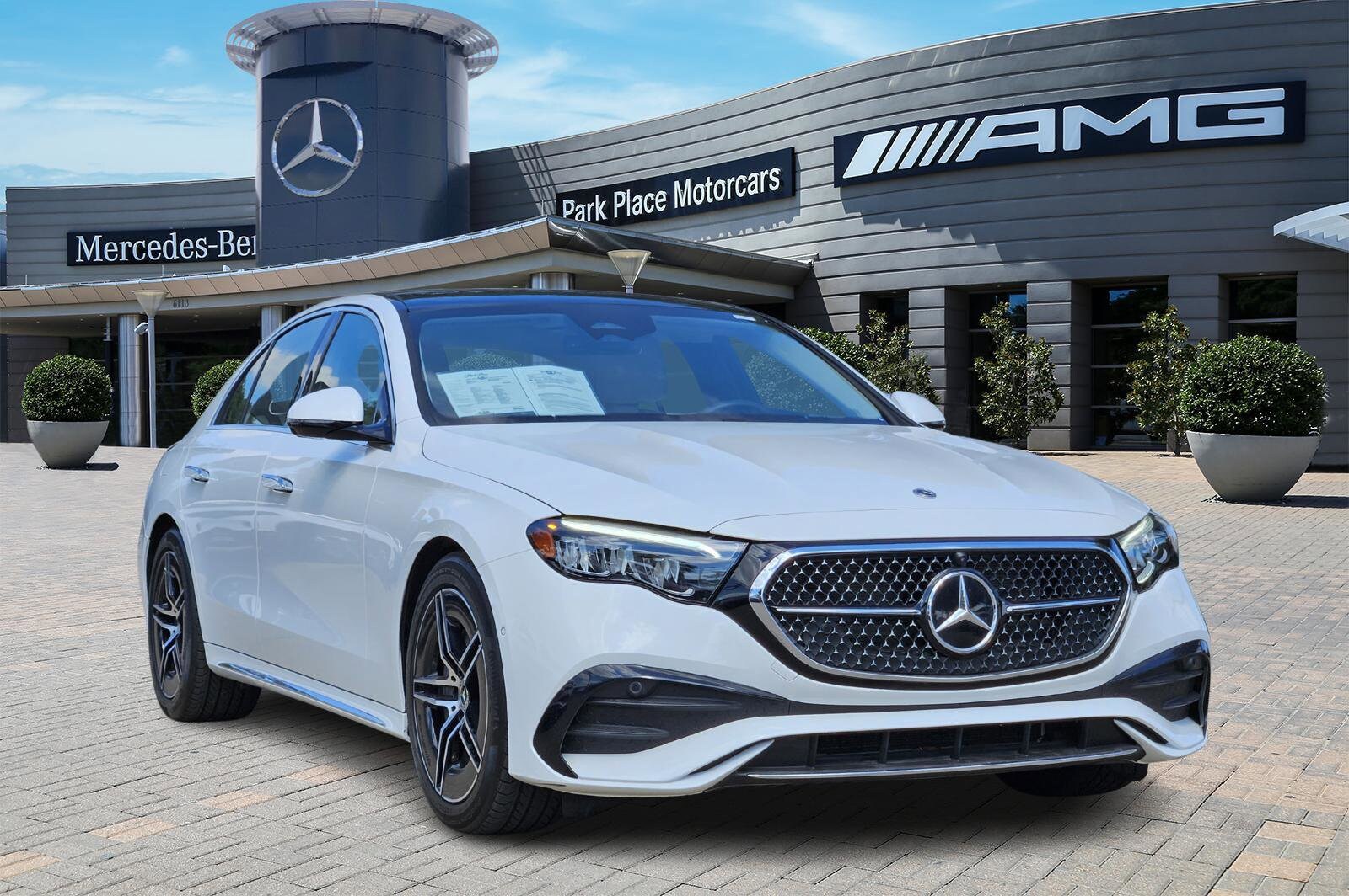 2025 Mercedes Benz E 450 4MATIC photo 2