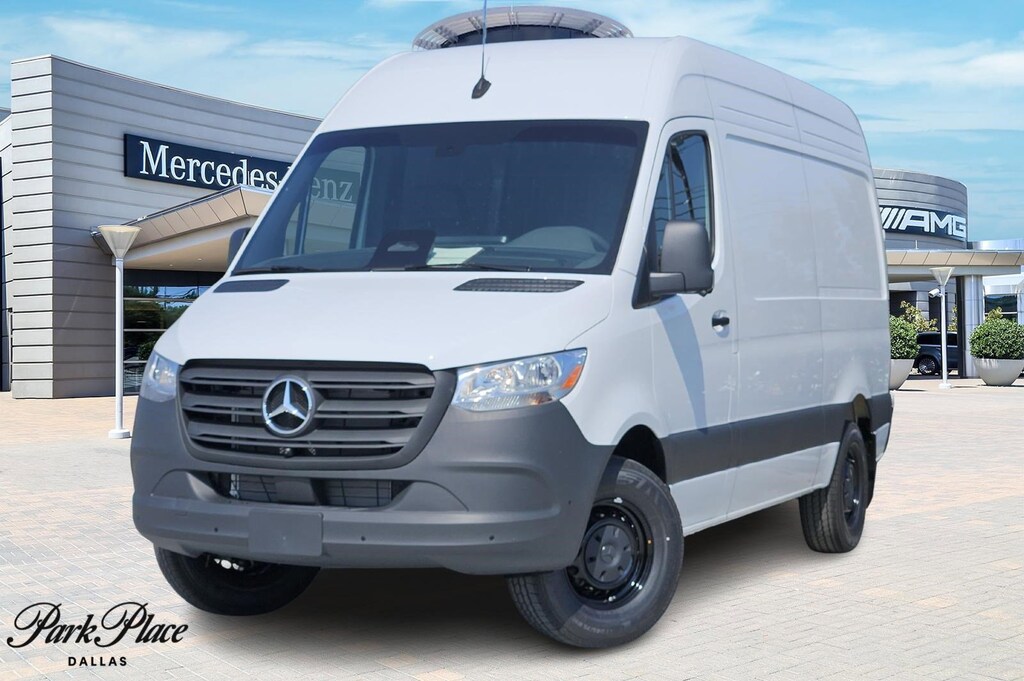 New 2025 Mercedes-Benz Sprinter 2500 Standard Roof 4-Cyl Diesel HO Van Cargo Van