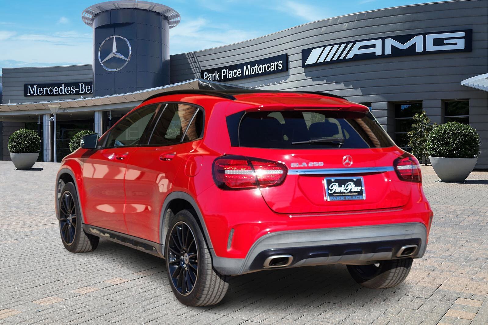 2019 Mercedes Benz GLA 250 photo 3