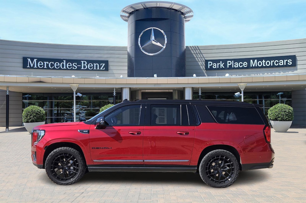 Used 2024 GMC Yukon XL Denali Ultimate SUV