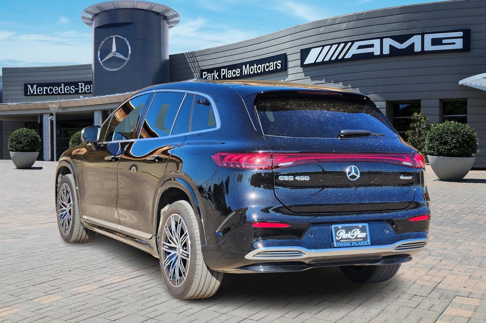 2023 Mercedes Benz EQS SUV 450 4MATIC photo 4