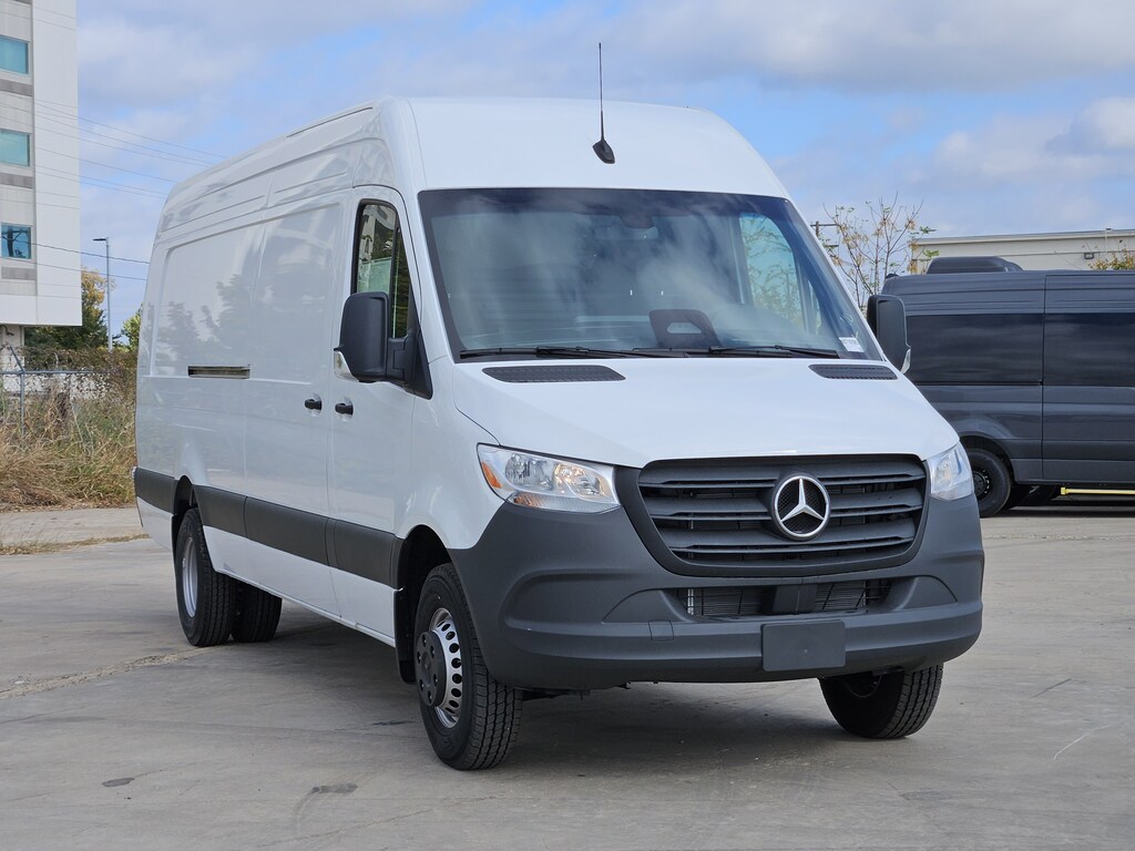 New 2025 Mercedes-Benz Sprinter 3500XD High Roof 4-Cyl Diesel HO Van Extended Cargo Van