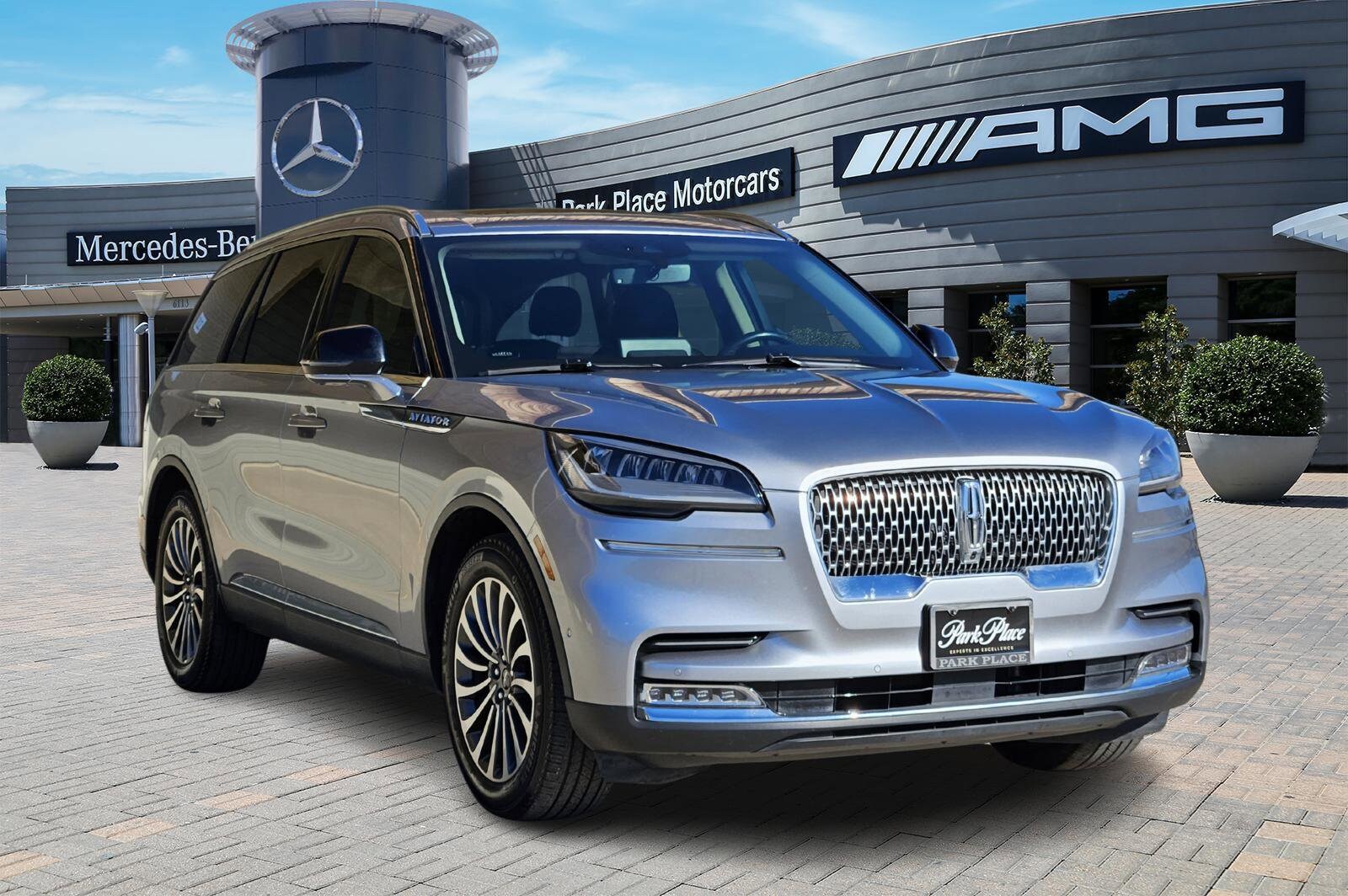 2020 Lincoln Aviator Reserve photo 2