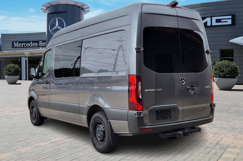 2024 New MercedesBenz Sprinter 2500 Van Standard Roof 4Cyl Diesel HO