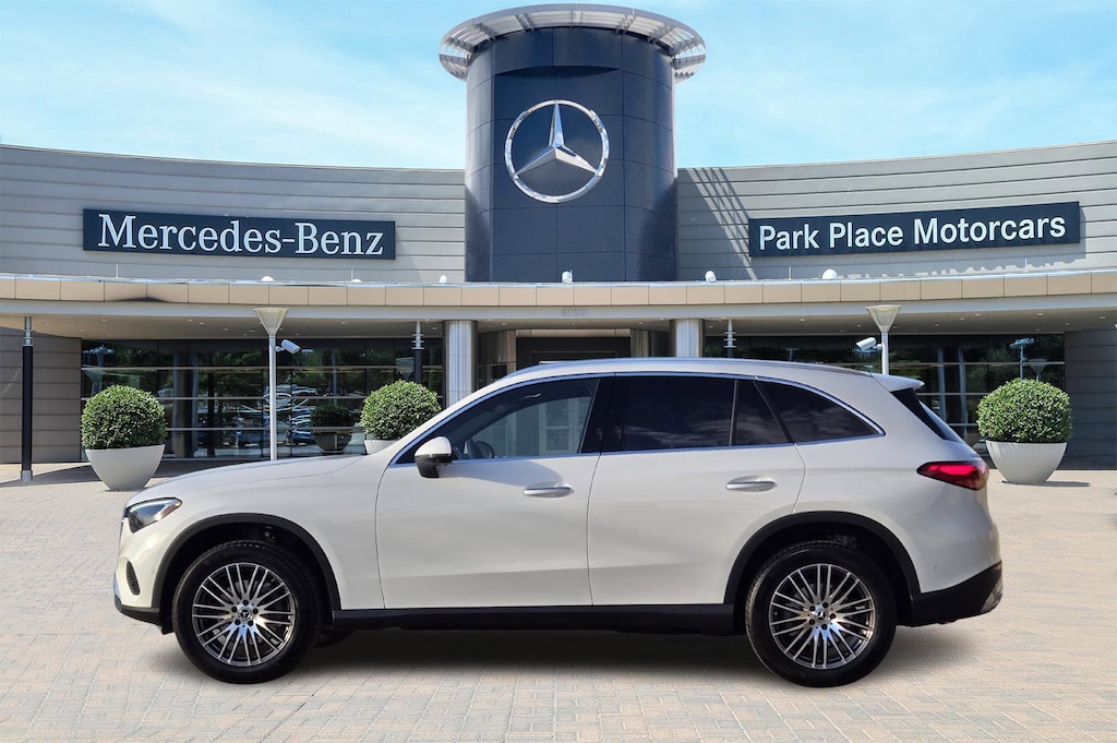 New 2026 Mercedes-Benz GLC 300 SUV