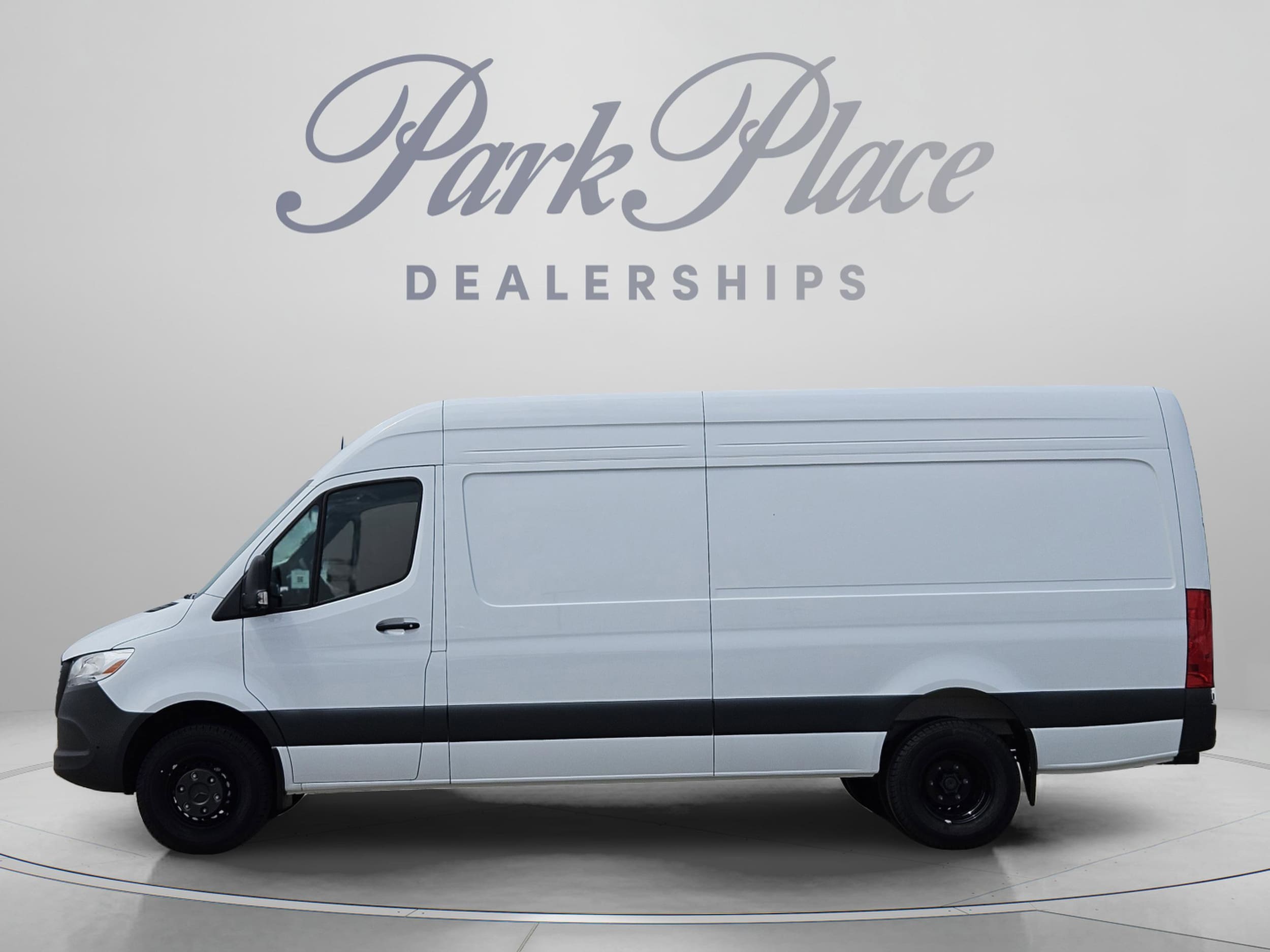 2026 Mercedes-Benz Sprinter 3500 170 WB HO High Roof's photo