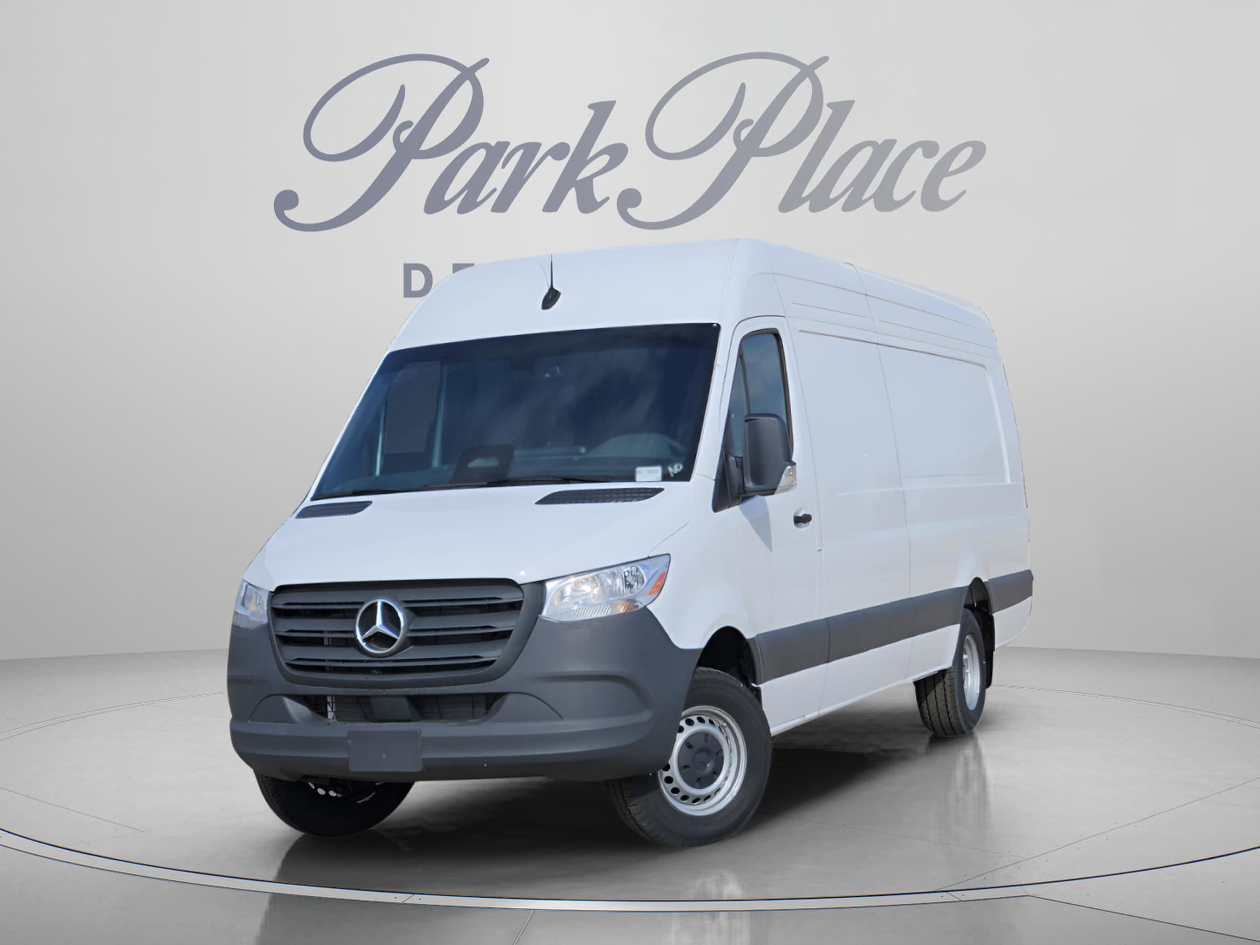 2025 Mercedes-Benz Sprinter Cargo Van