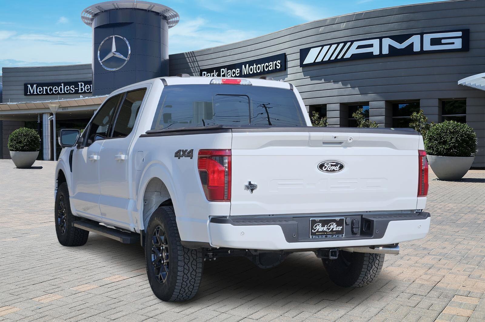 2024 Ford F-150 XLT photo 4