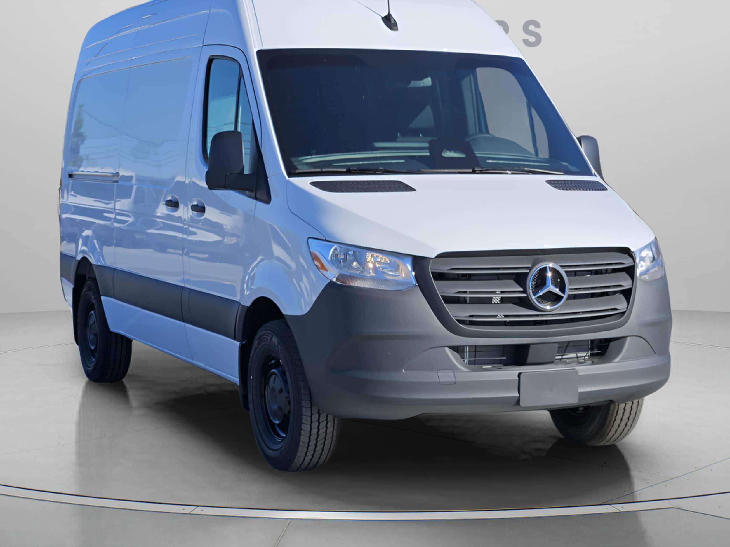2026 Mercedes-Benz Sprinter Cargo Van Base - Photo 8