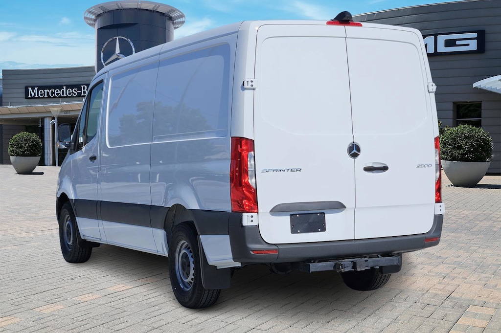 New 2025 Mercedes-Benz Sprinter 2500 Standard Roof 4-Cyl Diesel Van Cargo Van