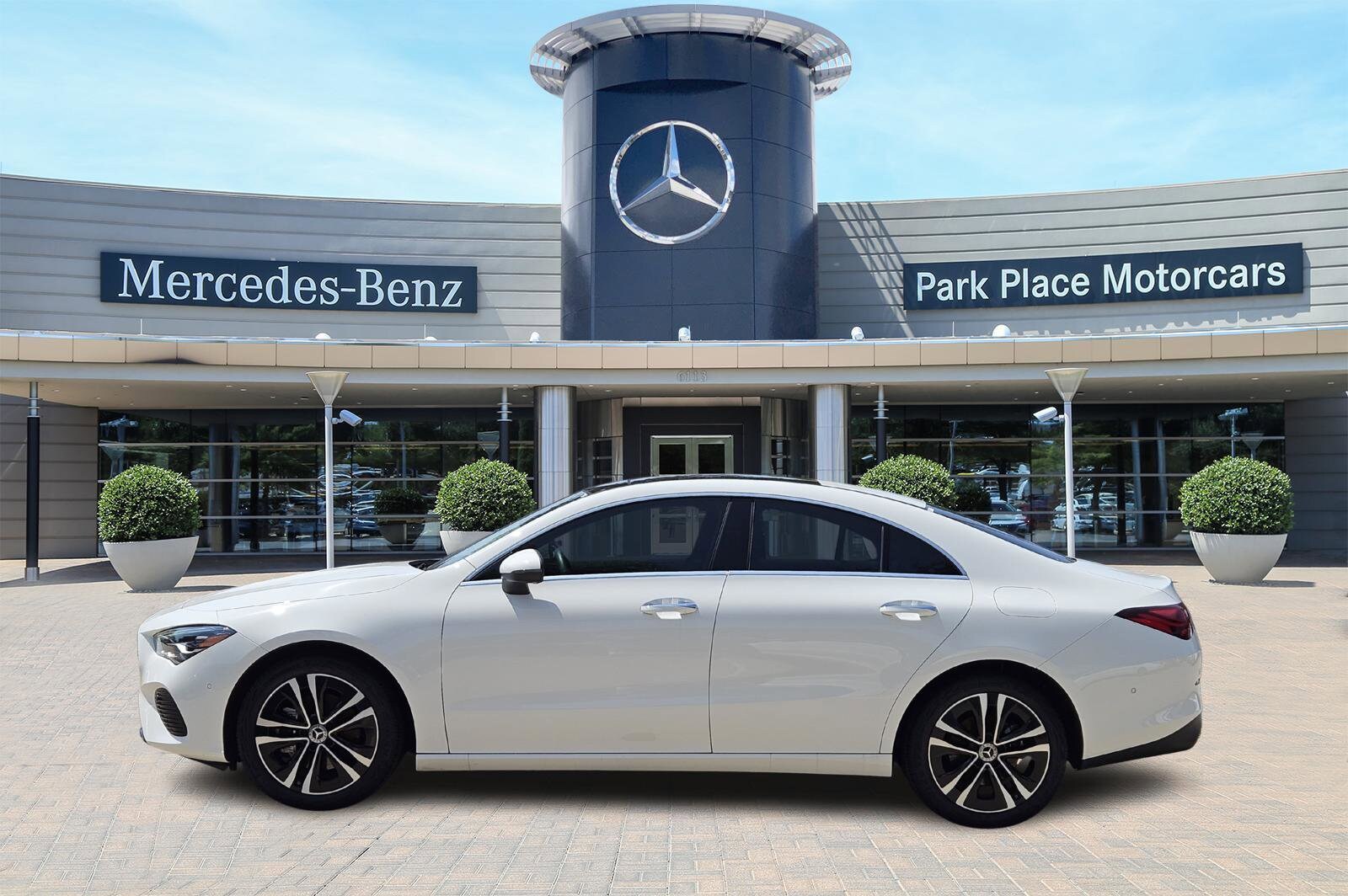 2025 Mercedes Benz CLA 250 photo 2