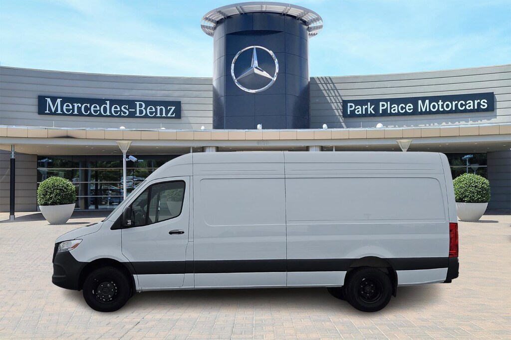 New 2025 Mercedes-Benz Sprinter 3500 High Roof 4-Cyl Diesel HO Van Cargo Van