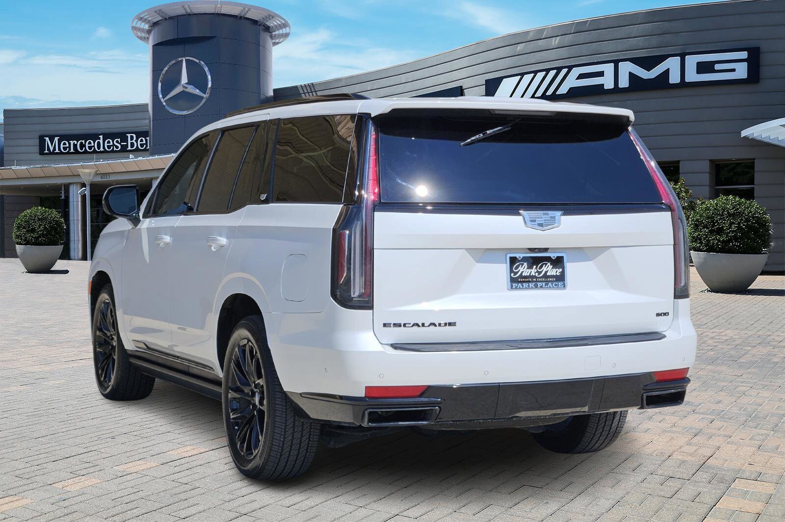 2024 Cadillac Escalade Sport Platinum photo 4