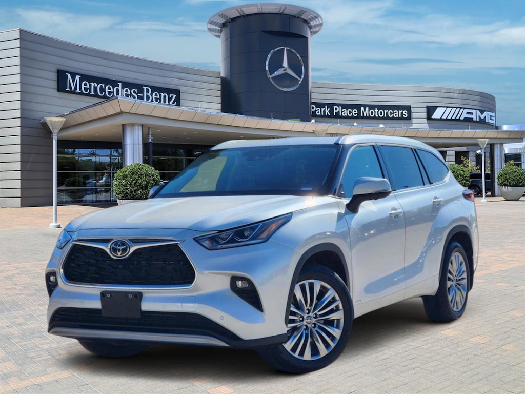 Used 2025 Toyota Highlander Hybrid Platinum SUV