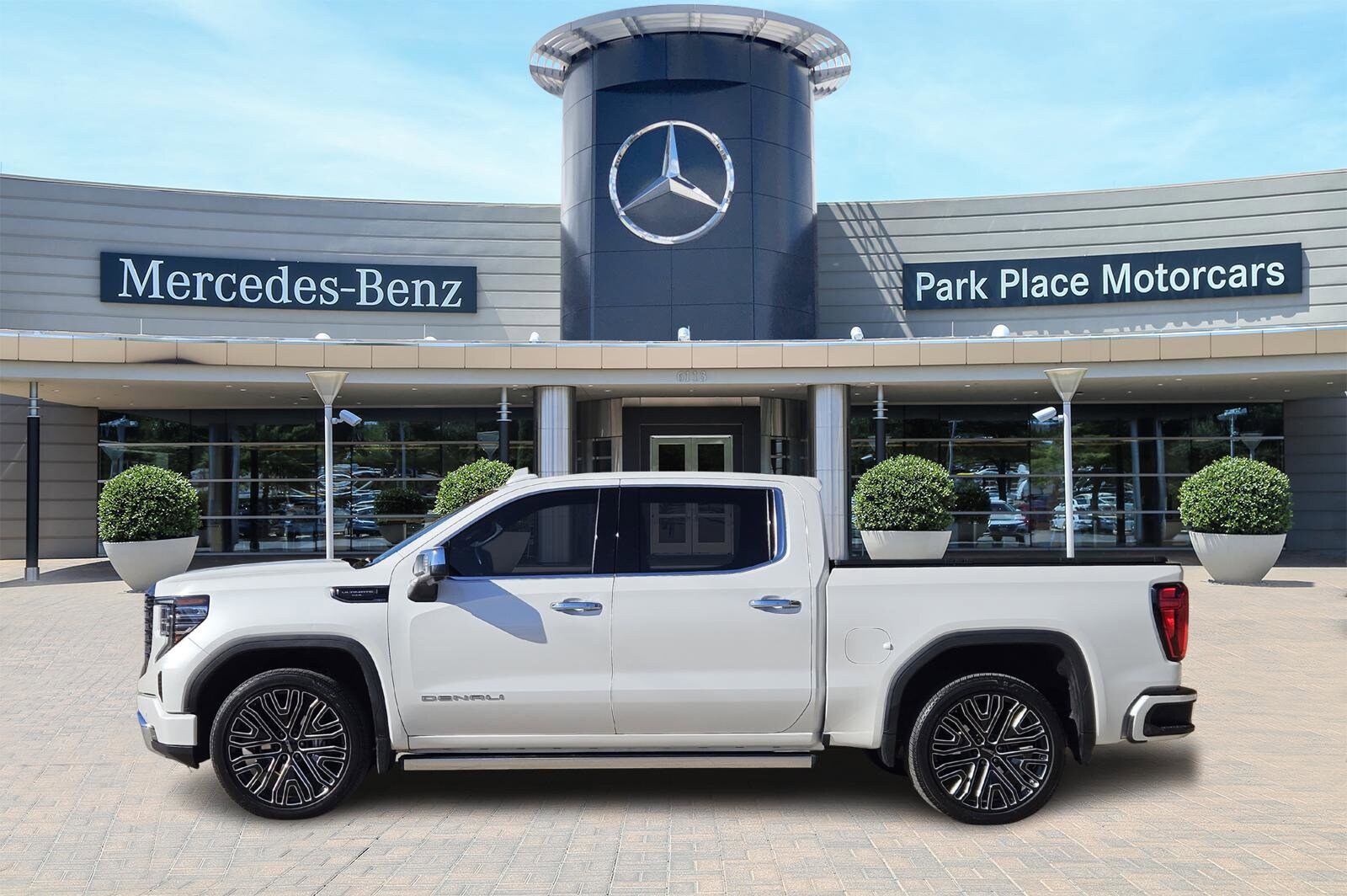 2023 Gmc Sierra 1500 Denali Ultimate photo 2