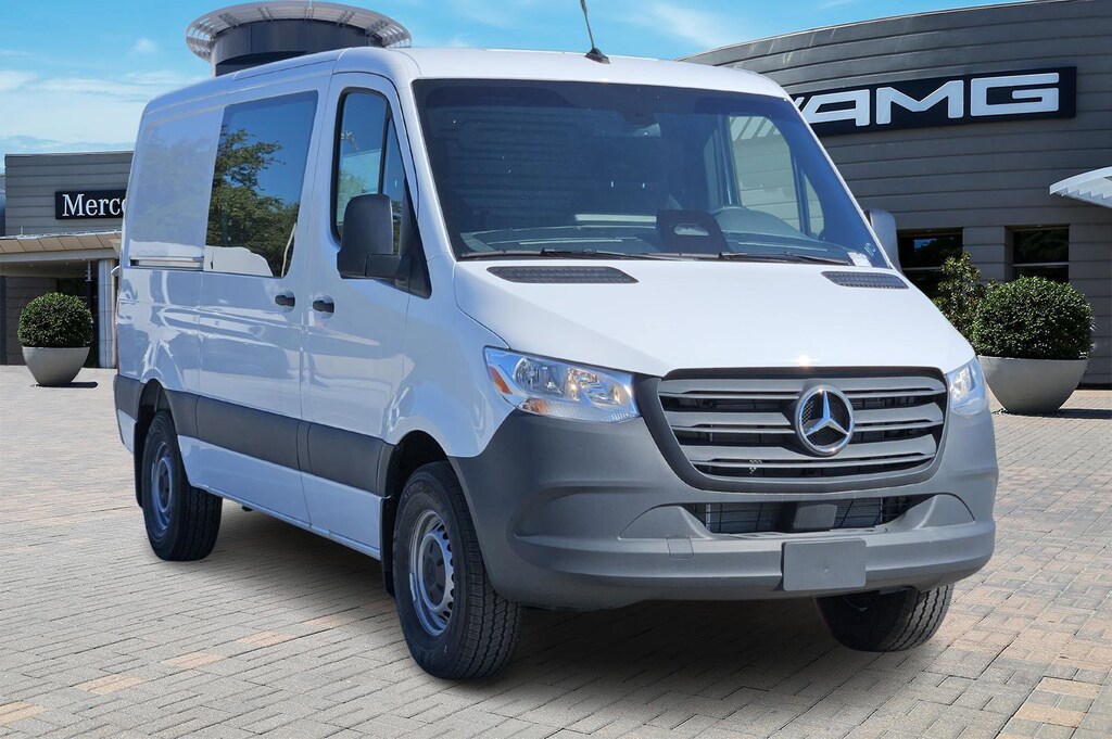 New 2025 Mercedes-Benz Sprinter 2500 Standard Roof 4-Cyl Diesel Van Cargo Van