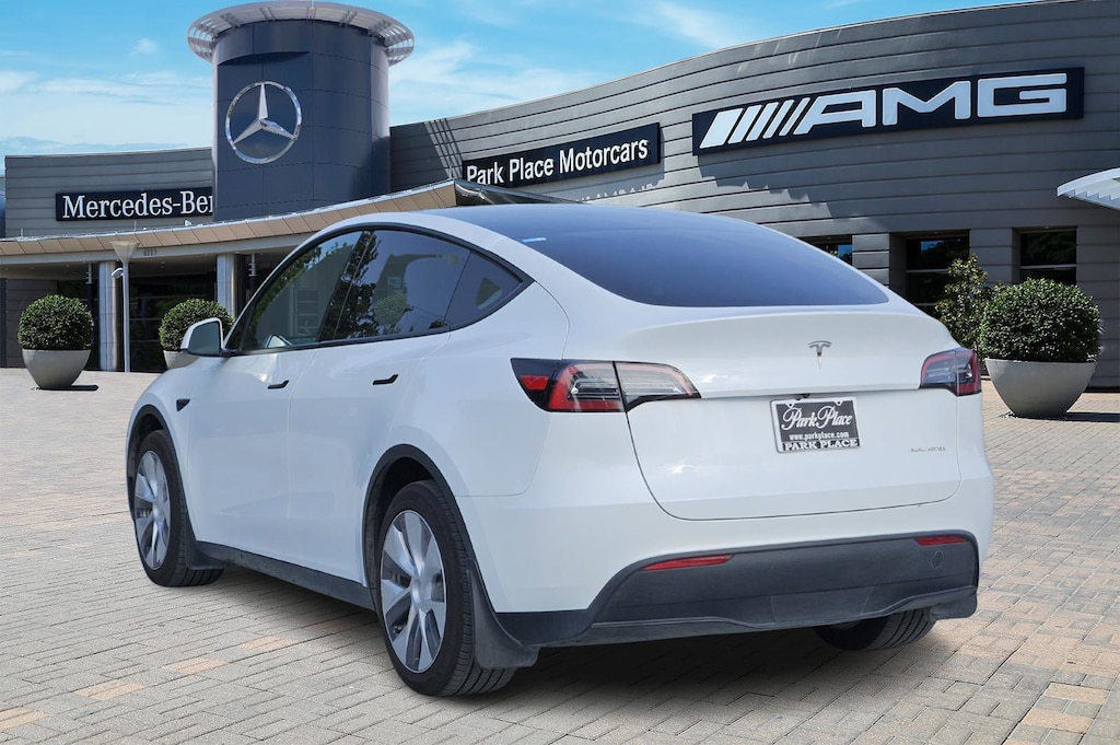 Used 2023 Tesla Model Y Long Range SUV