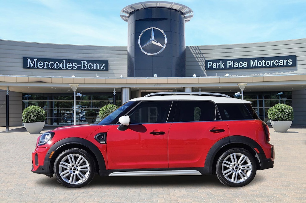 Used 2023 MINI Countryman Iconic SUV