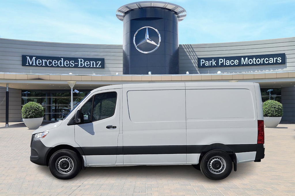 New 2025 Mercedes-Benz Sprinter 2500 Standard Roof 4-Cyl Diesel Van Cargo Van