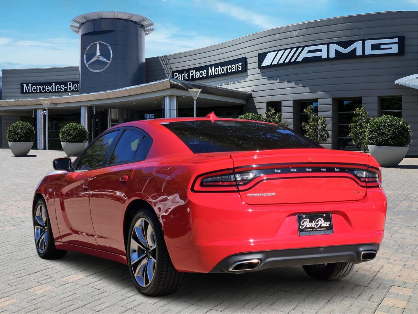 2015 Dodge Charger R/T photo 4