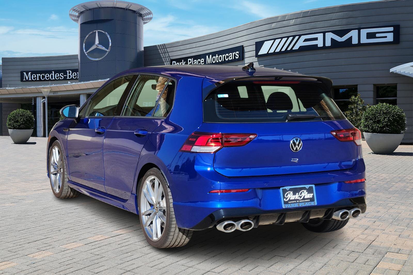 2024 Volkswagen Golf R photo 3
