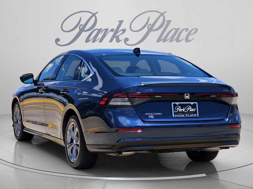 Used 2024 Honda Accord EX Sedan
