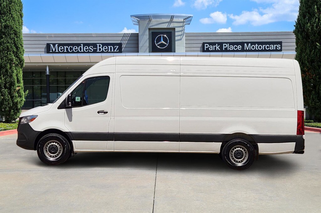 New 2025 Mercedes-Benz Sprinter 2500 High Roof 4-Cyl Diesel HO Van Cargo Van