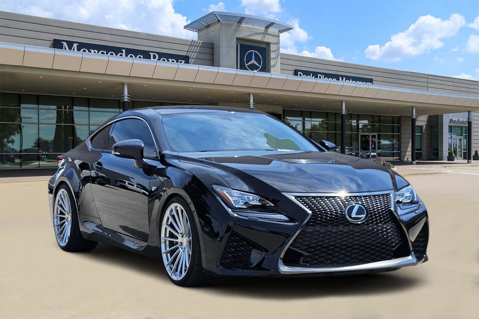2016 Lexus RC F photo 2
