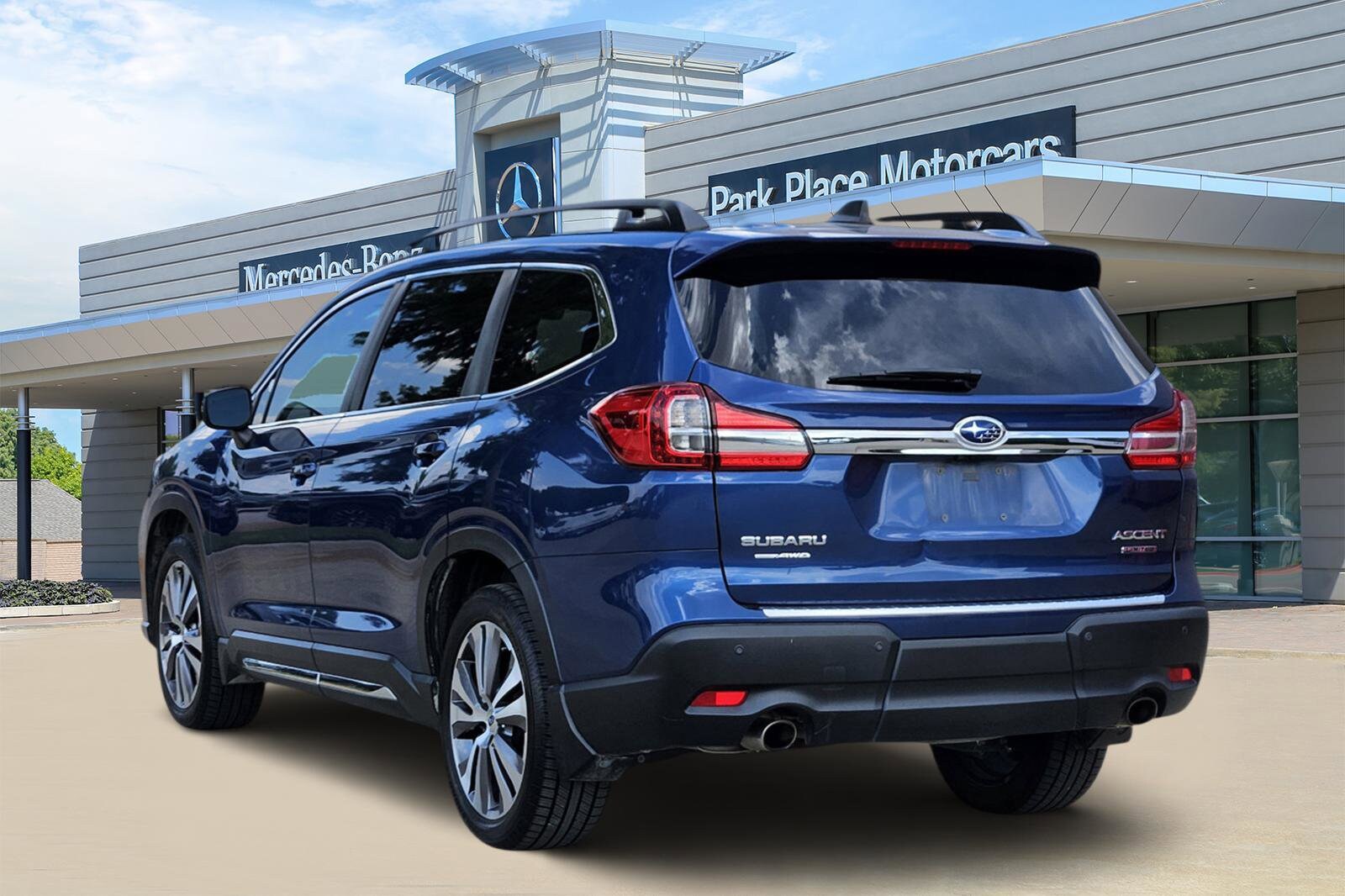 2022 Subaru Ascent Limited photo 4