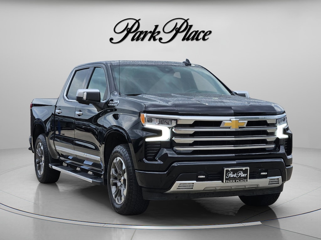 Used 2025 Chevrolet Silverado 1500 High Country Truck Crew Cab