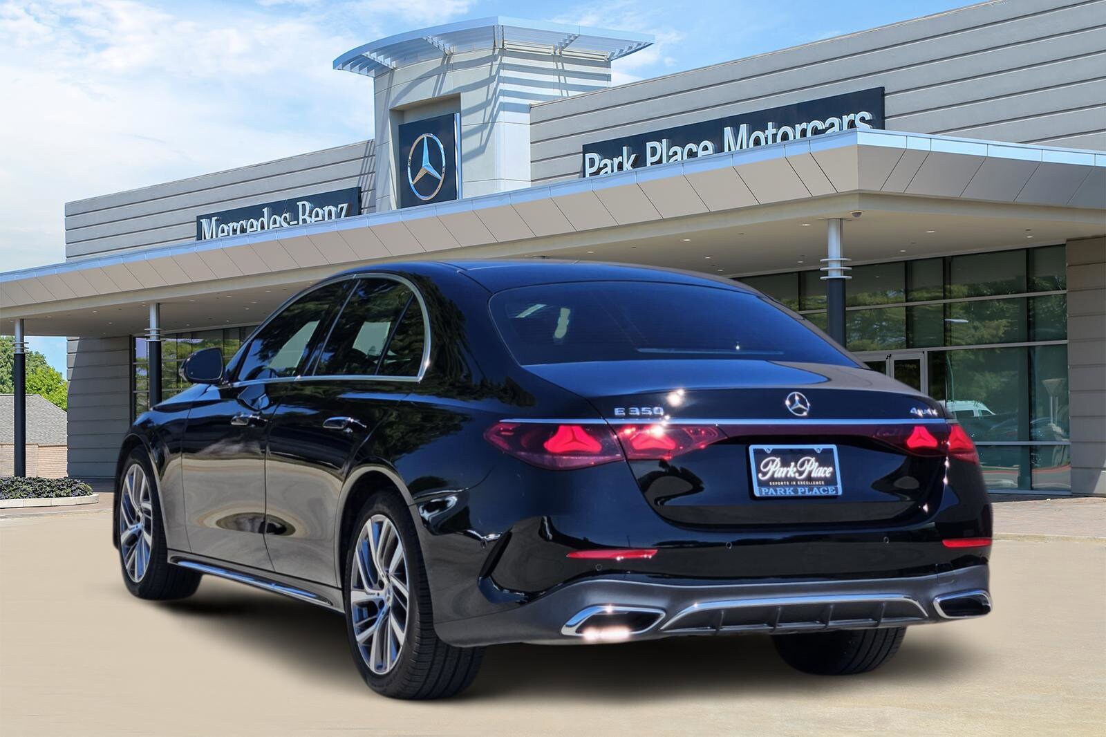 2024 Mercedes Benz E 4MATIC Sedan photo 4