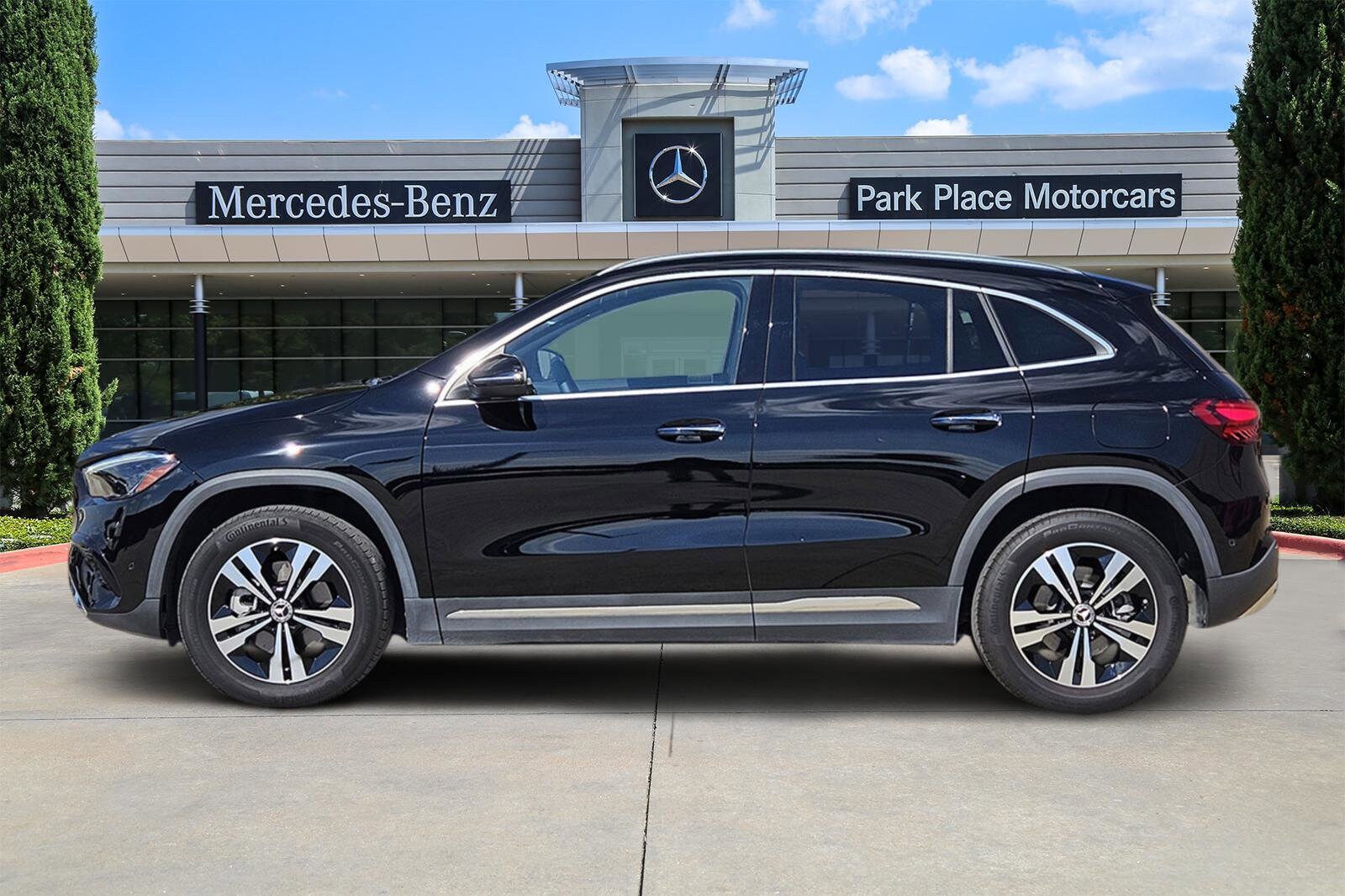 2024 Mercedes Benz GLA 250 photo 3