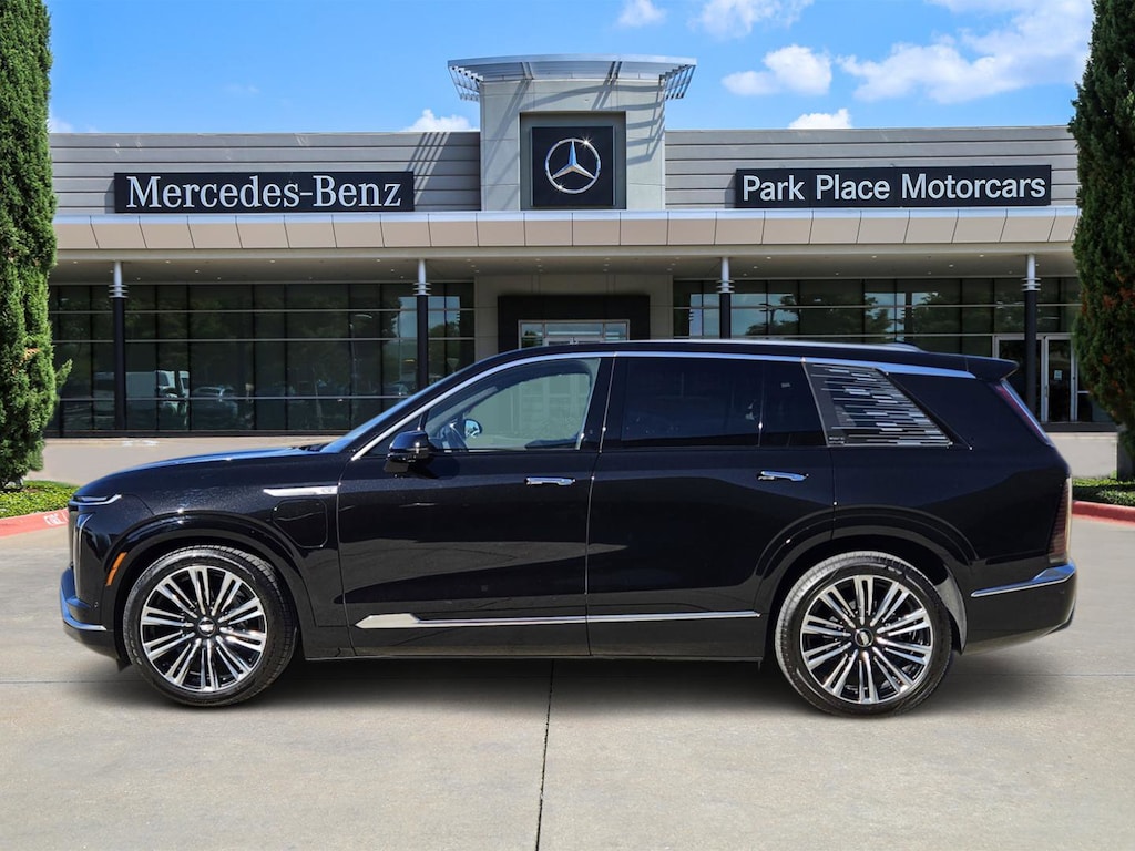 Used 2026 CADILLAC VISTIQ Premium Luxury SUV