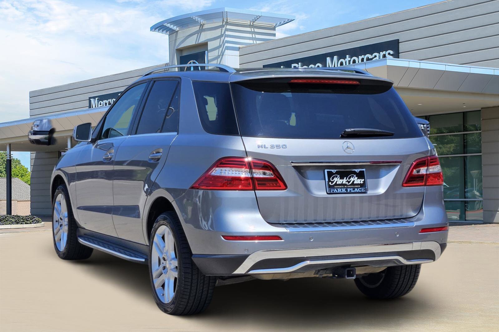 2015 Mercedes Benz ML 350 photo 4