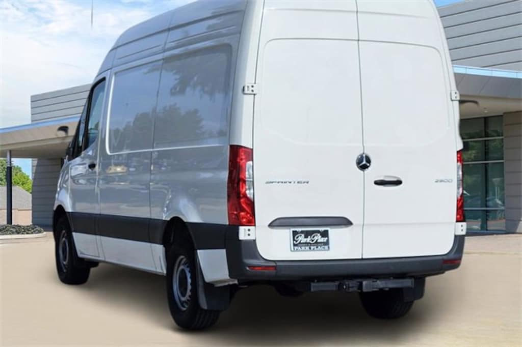 New 2025 Mercedes-Benz Sprinter 2500 Standard Roof 4-Cyl Diesel Van Cargo Van
