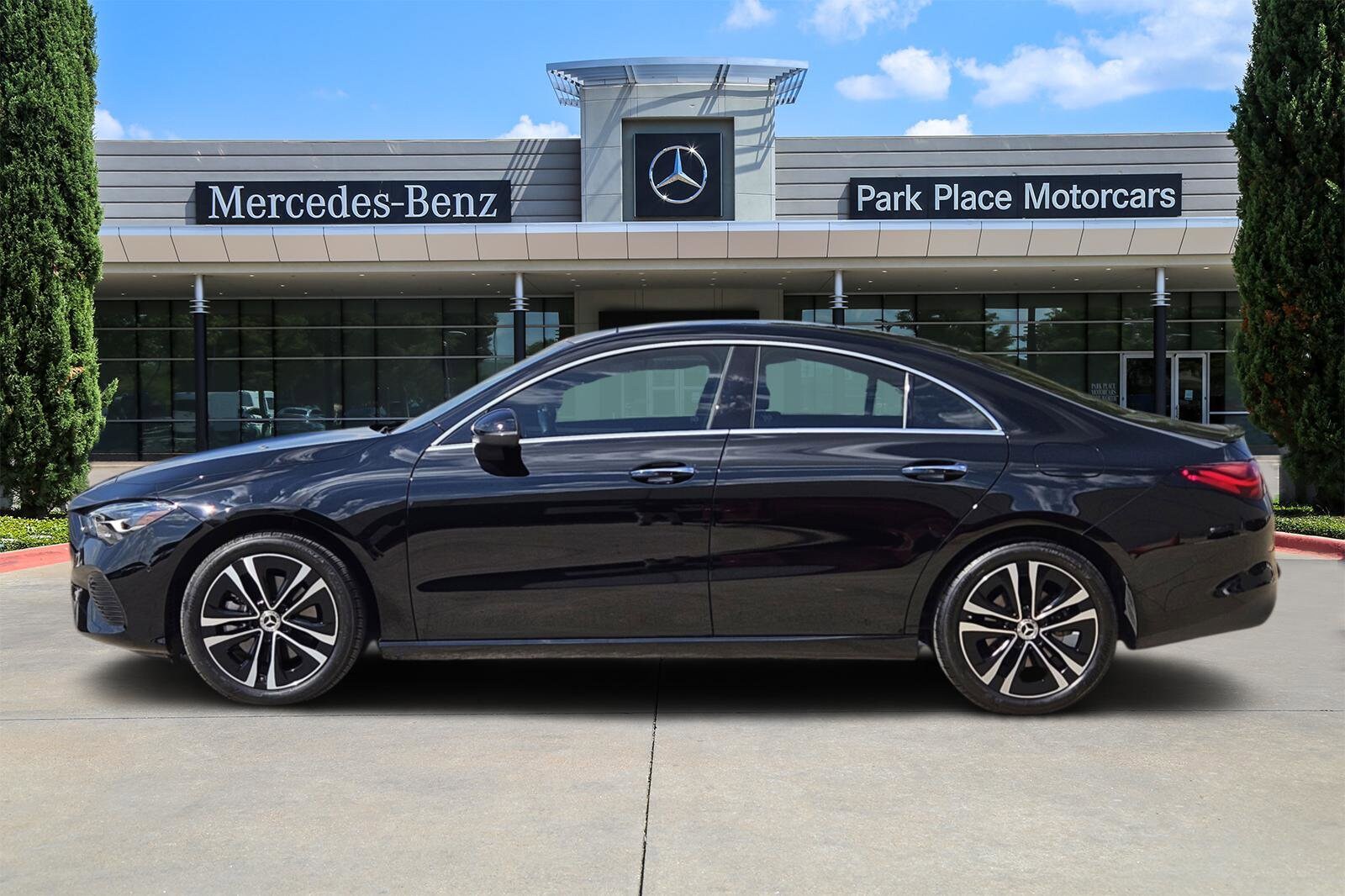 2025 Mercedes Benz CLA 250 photo 3