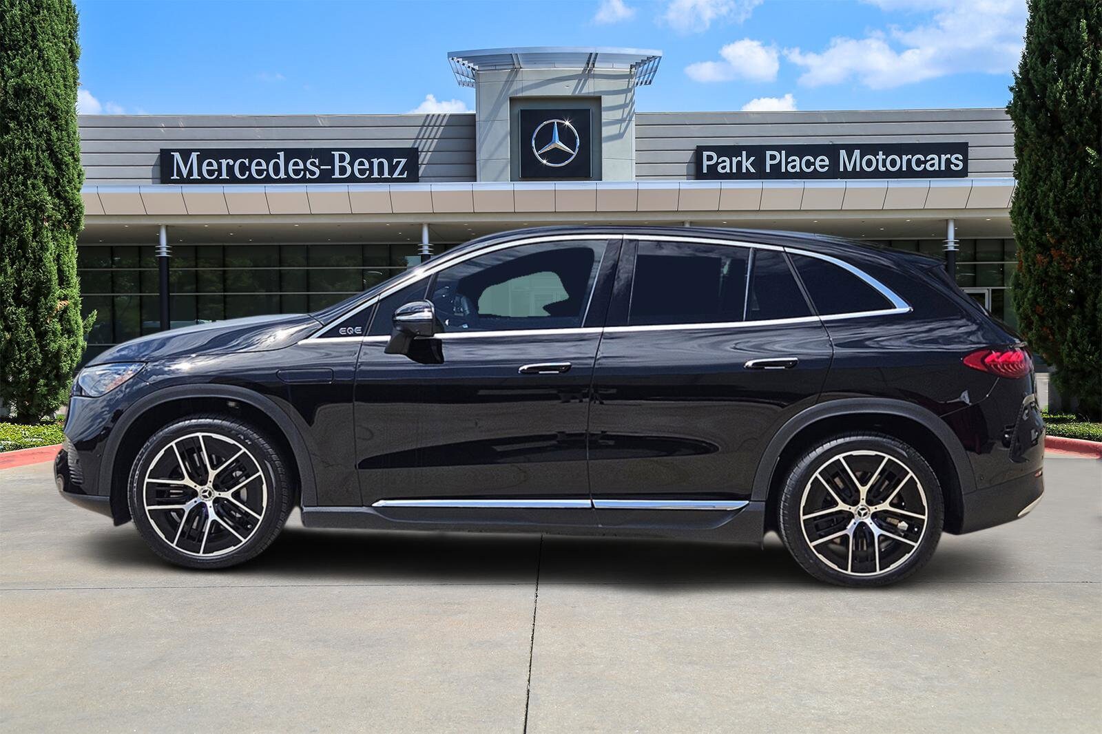 2025 Mercedes Benz EQE SUV 350 4MATIC photo 3