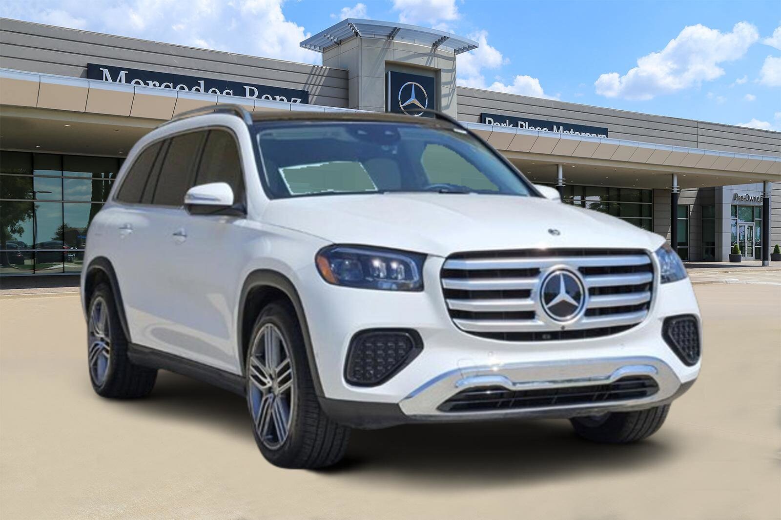 2024 Mercedes Benz GLS 450 photo 2