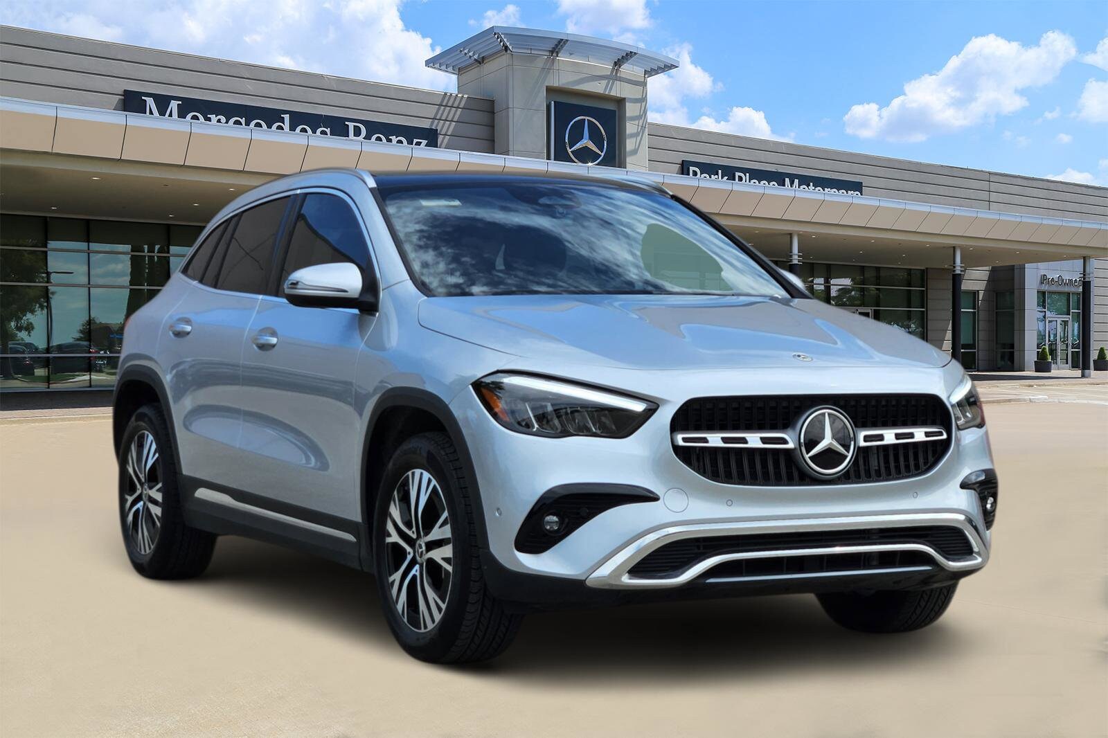 2025 Mercedes Benz GLA 250 photo 2