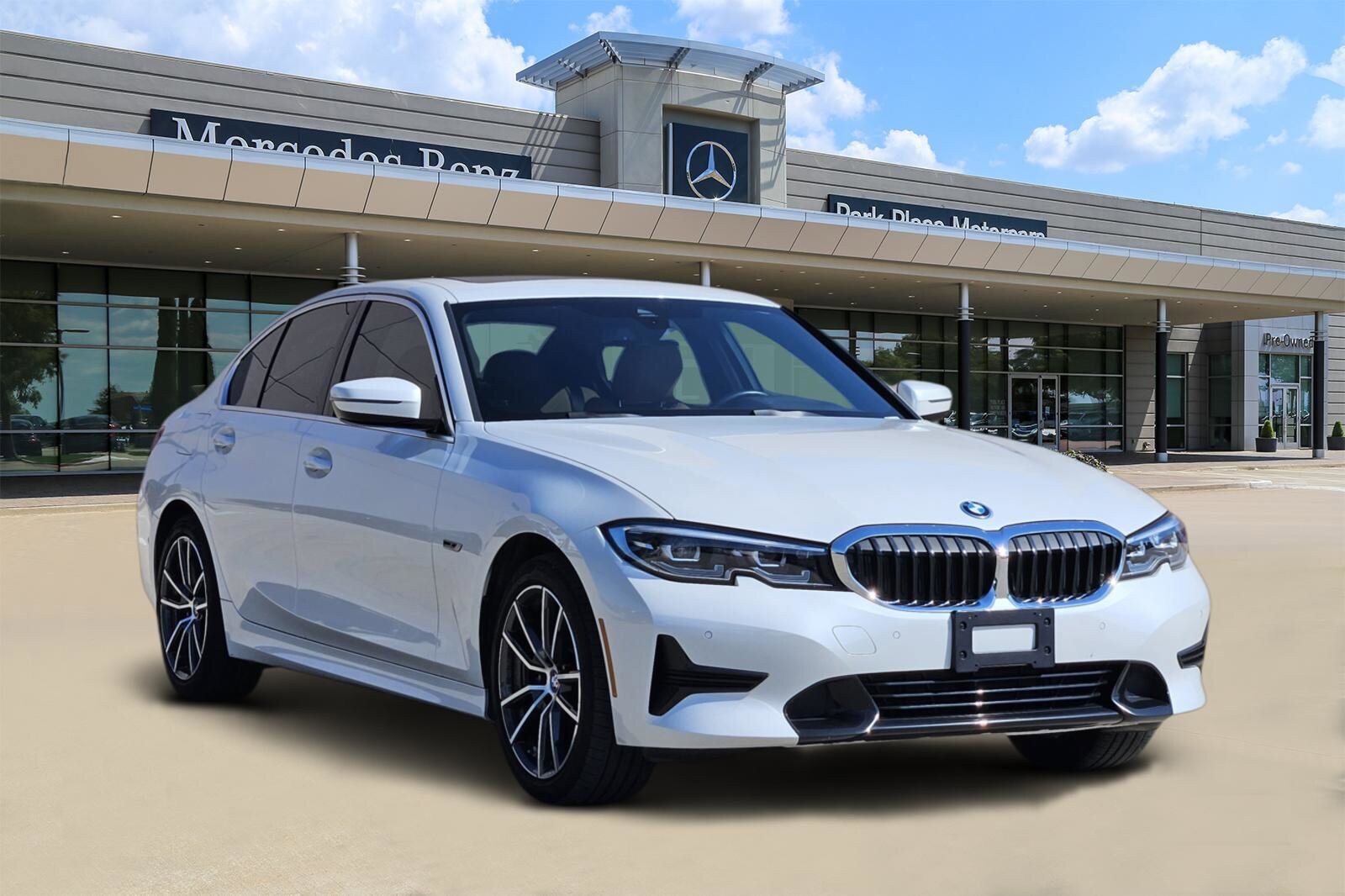 2022 Bmw 330e 3-Series photo 2