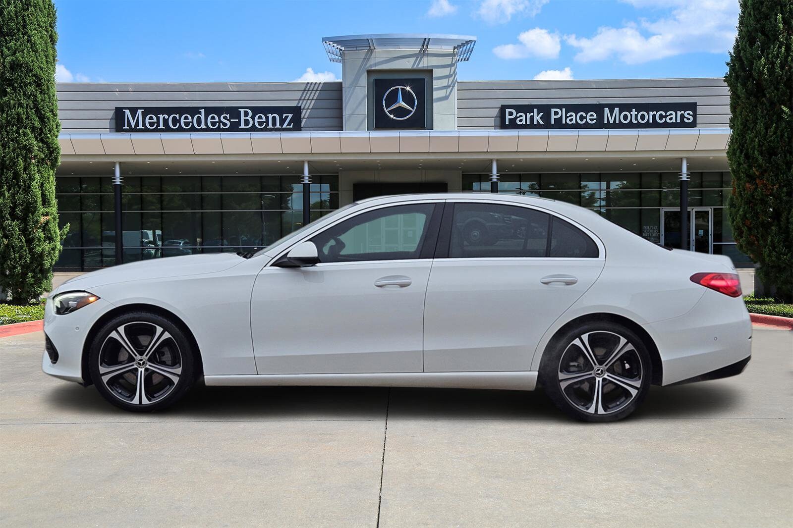 2025 Mercedes Benz C 300 Sedan photo 2