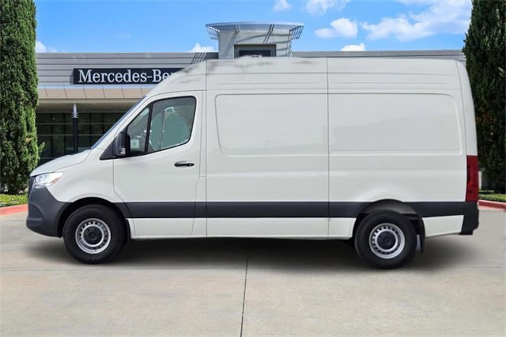 New 2025 Mercedes-Benz Sprinter 2500 Standard Roof 4-Cyl Diesel Van Cargo Van